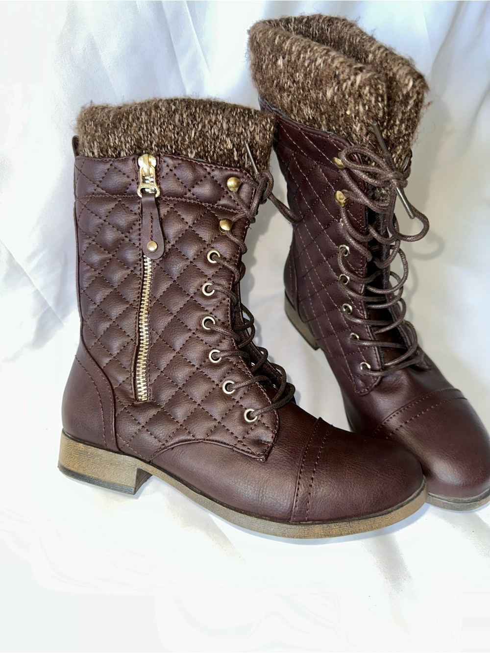 Avia Chicago Brown Quilted Lace Up Combat Boots Sweater Cuff Size 6 - Picture 3 of 7